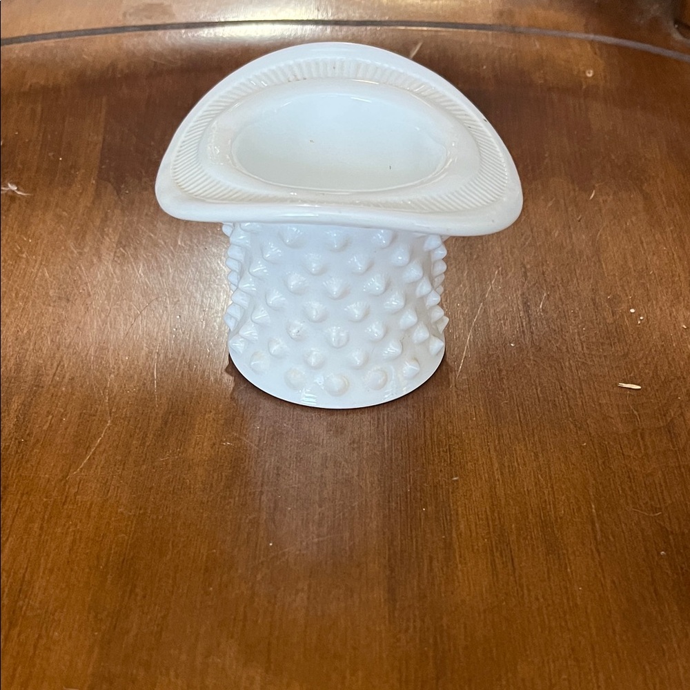 Fenton Hobnail Hat